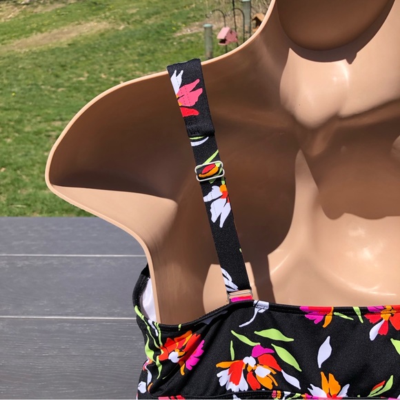 Lands End Women’s Plus Swimsuit Bathing Suit Tankini Top Bright Flowers 3X - 24W - Picture 3 of 7